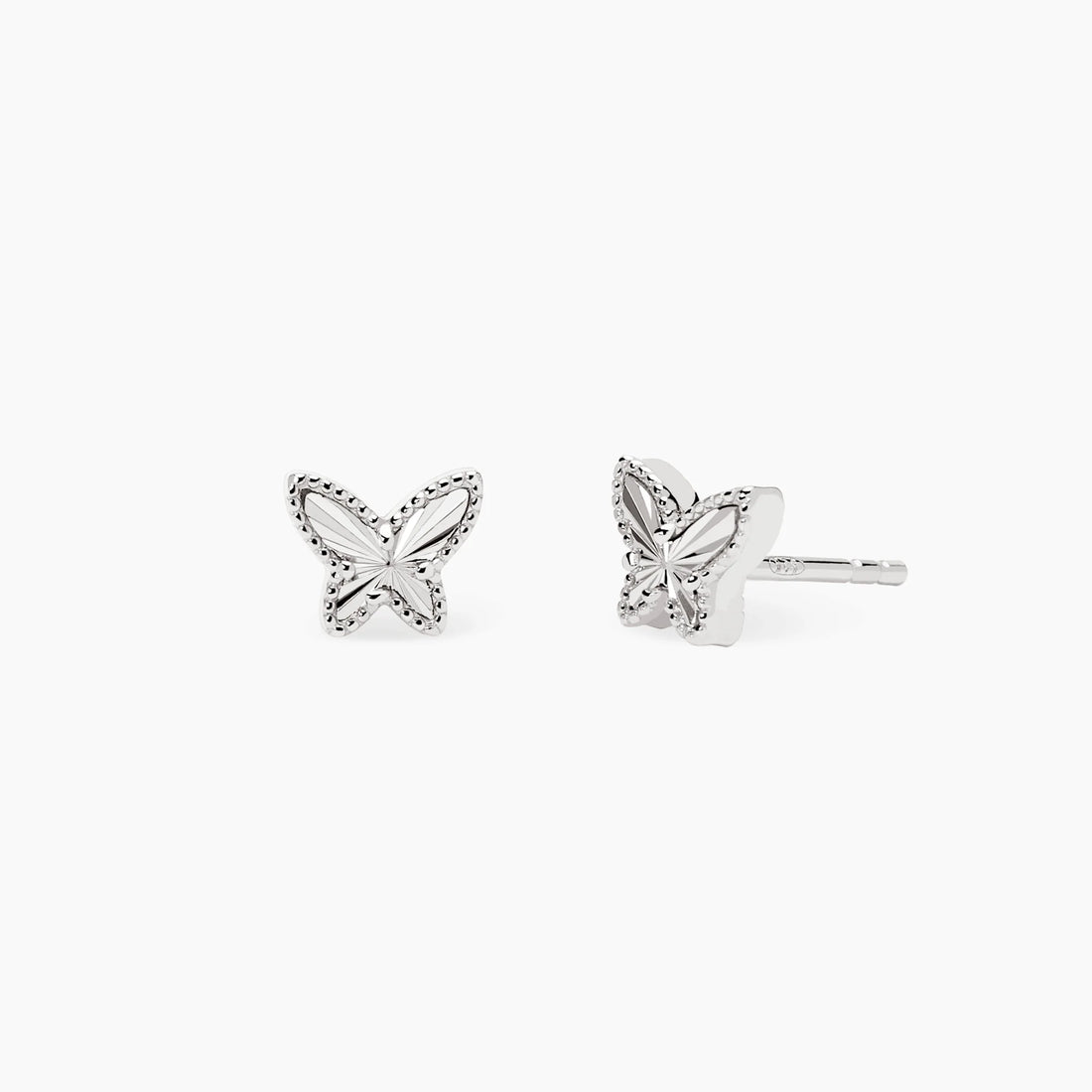 Orecchini a lobo in argento con farfalla
VOILÀ 563978