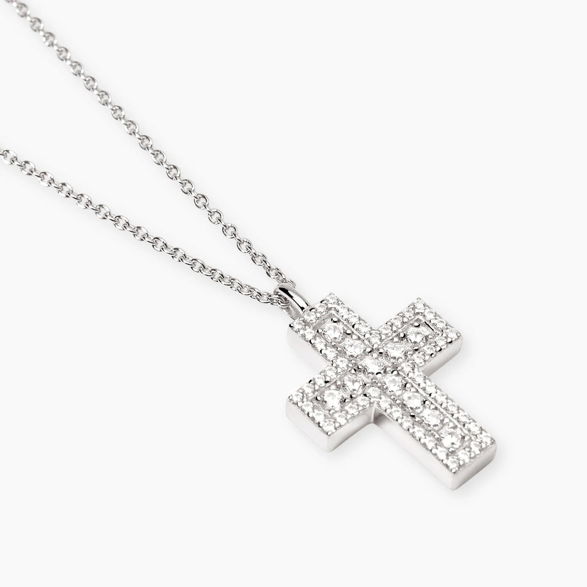 Girocollo in argento con croce in zirconi bianchi
SAVE THE QUEEN 553835