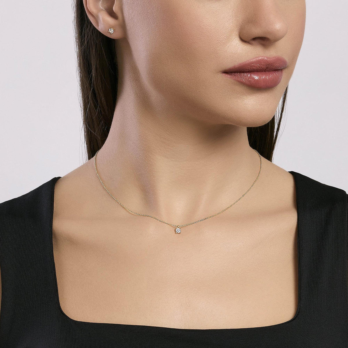 Girocollo da donna in argento placcato oro con zircone
SHINY 553548