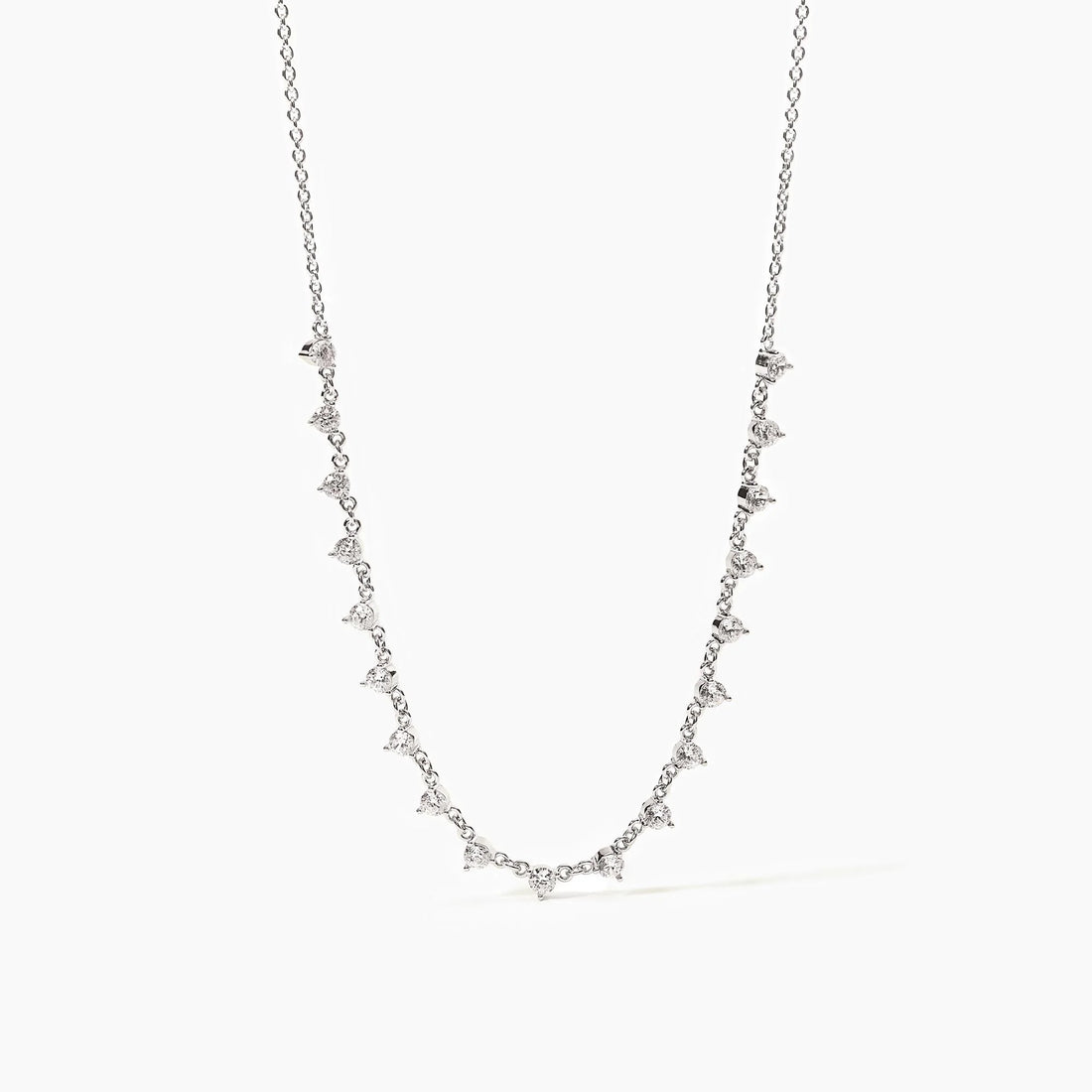 Girocollo in argento con zirconi punti luce
LONG NIGHT 553469