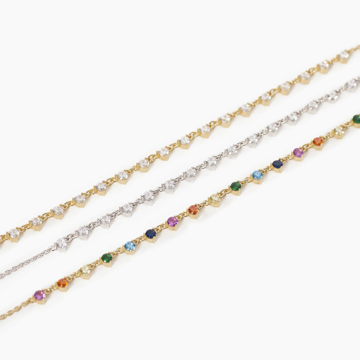 Girocollo in argento con zirconi punti luce
LONG NIGHT 553469