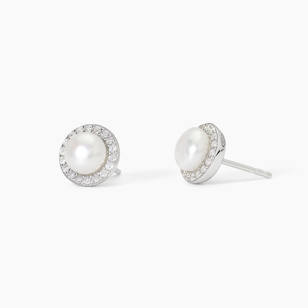 Orecchini tondi in argento con perle coltivate e zirconi
MILANESIENNE 563745