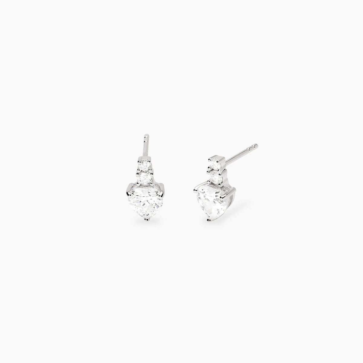 Orecchini con cuore pendente in zirconi bianchi
ROUGE 563950