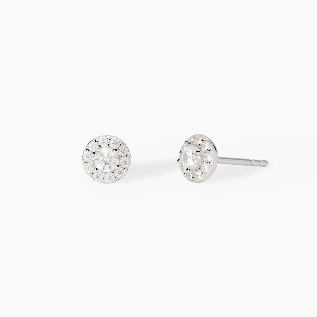 Orecchini a lobo in argento con zirconi
MILANESIENNE 563861