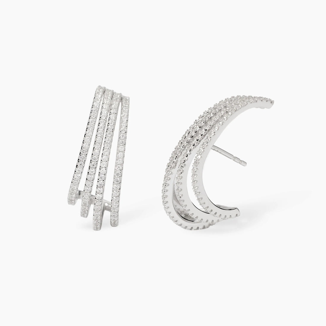 Orecchini in argento e zirconi
COLPO DI FULMINE 563937