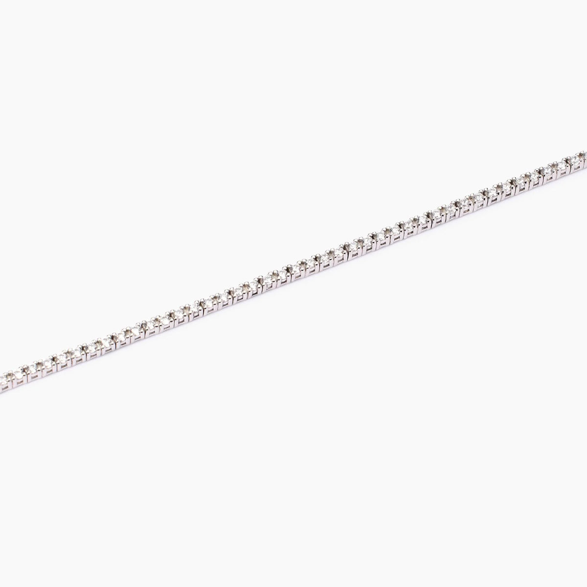 Bracciale tennis regolabile in argento con zirconi
TENNIS CLUB 533952